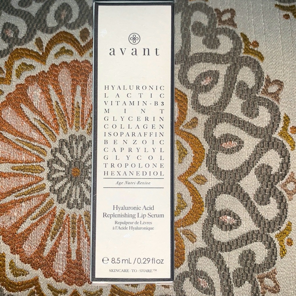 Brand new avant Lip serum